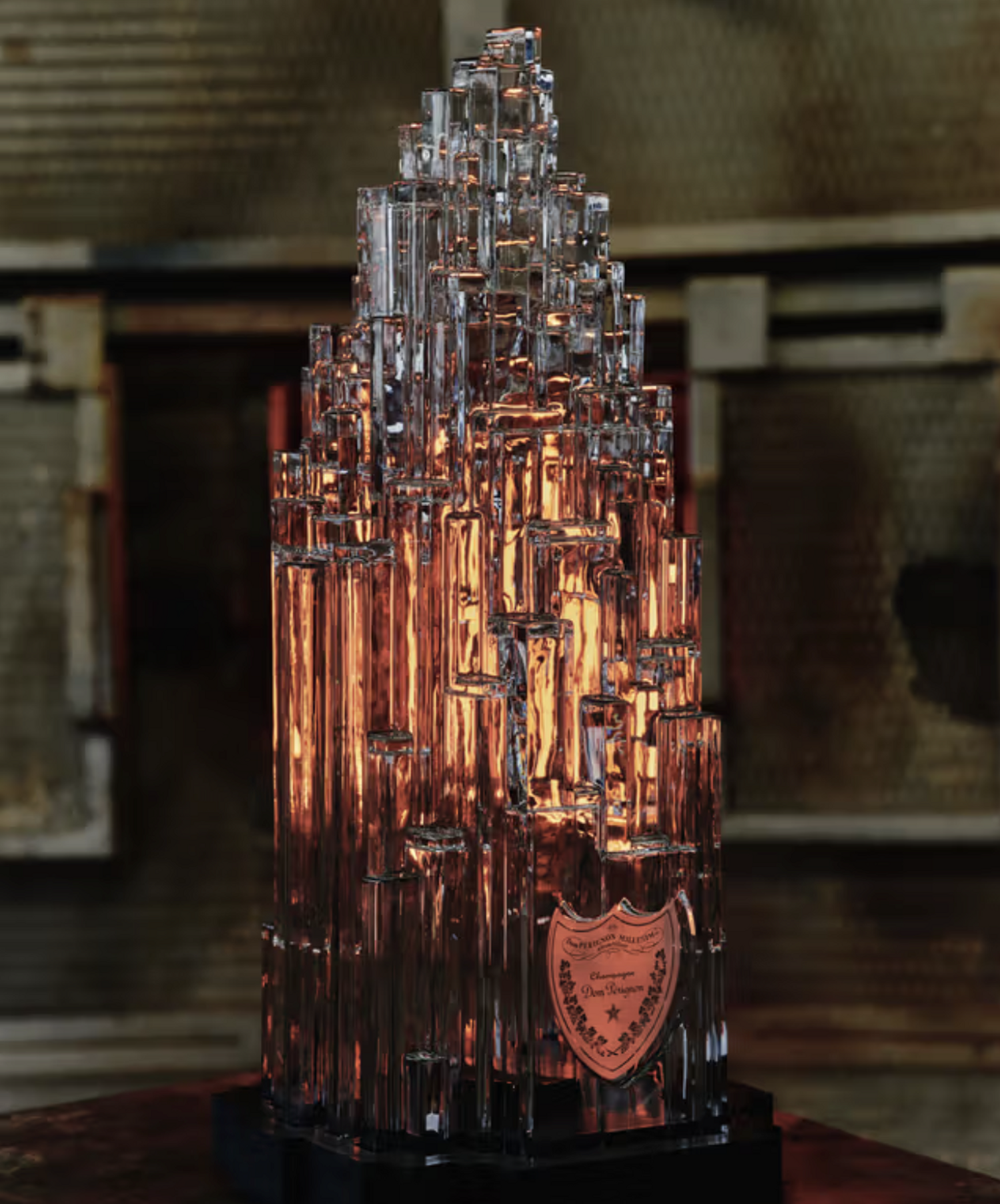 creation de mathias kiss et baccarat pour une bouteille de champagne rare de dom perignon