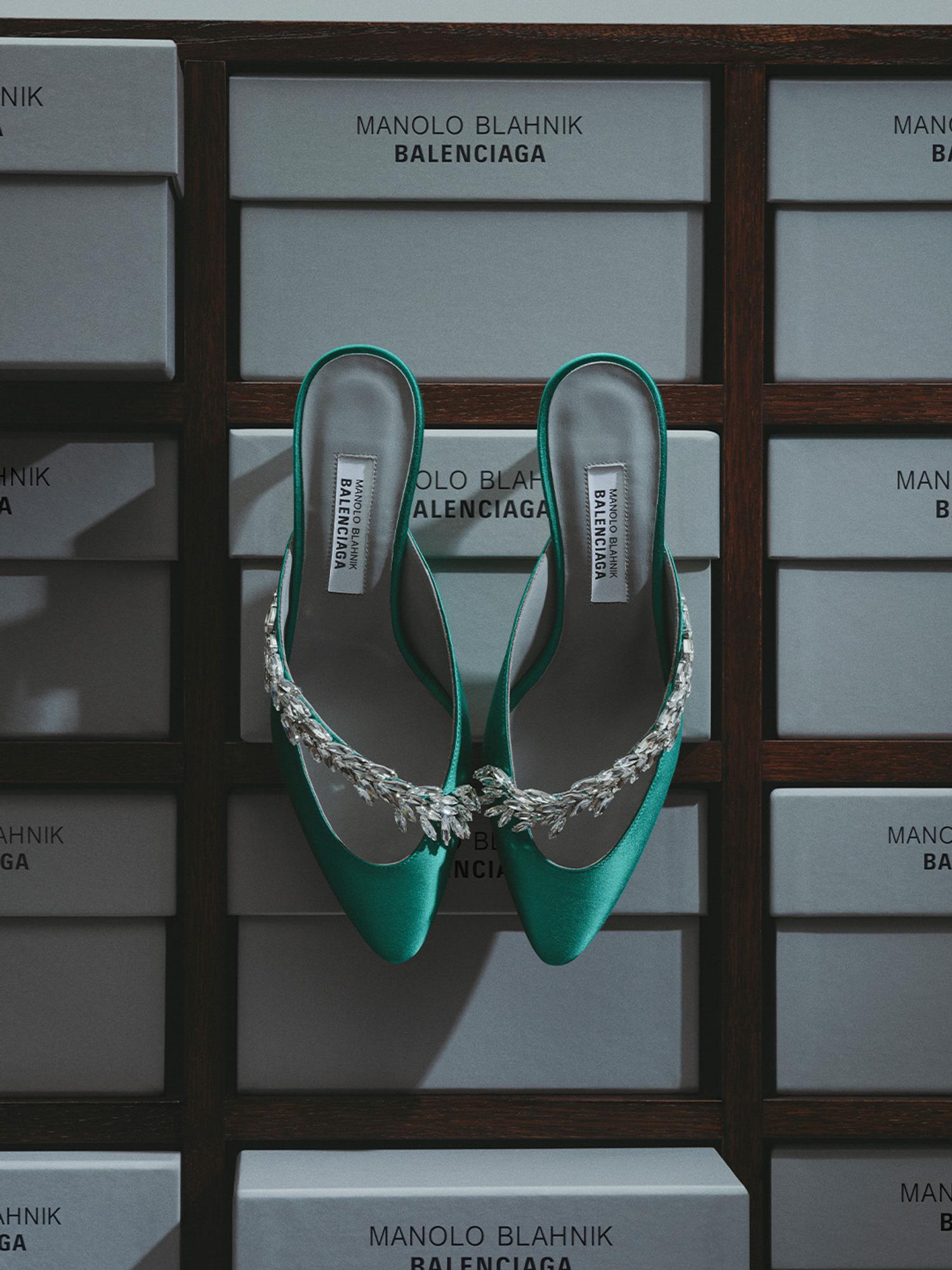 souliers de soir&eacute;e &agrave; talons, en satin de soie, balenciaga et blahnik