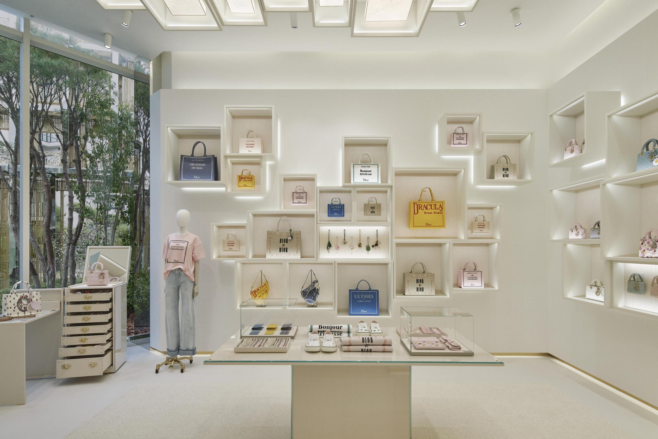 tokyo nouveau flagship dior mode