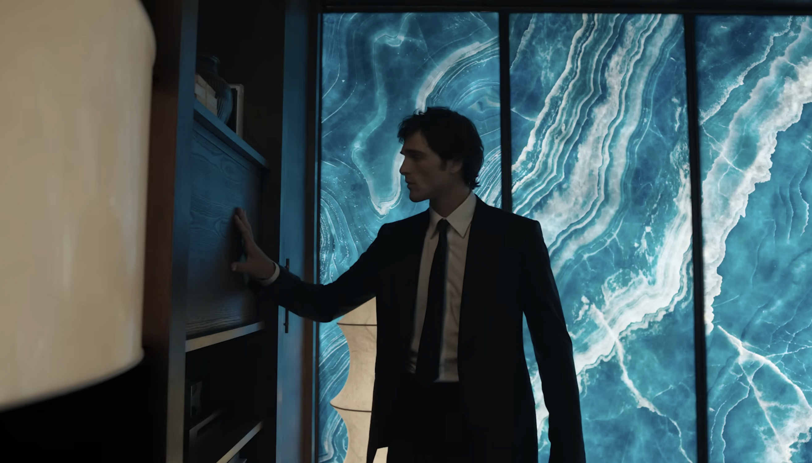 nouvelle publicit&eacute; de chanel avec jacob elordi, sur une musique de thomas bangalter (daft punk)