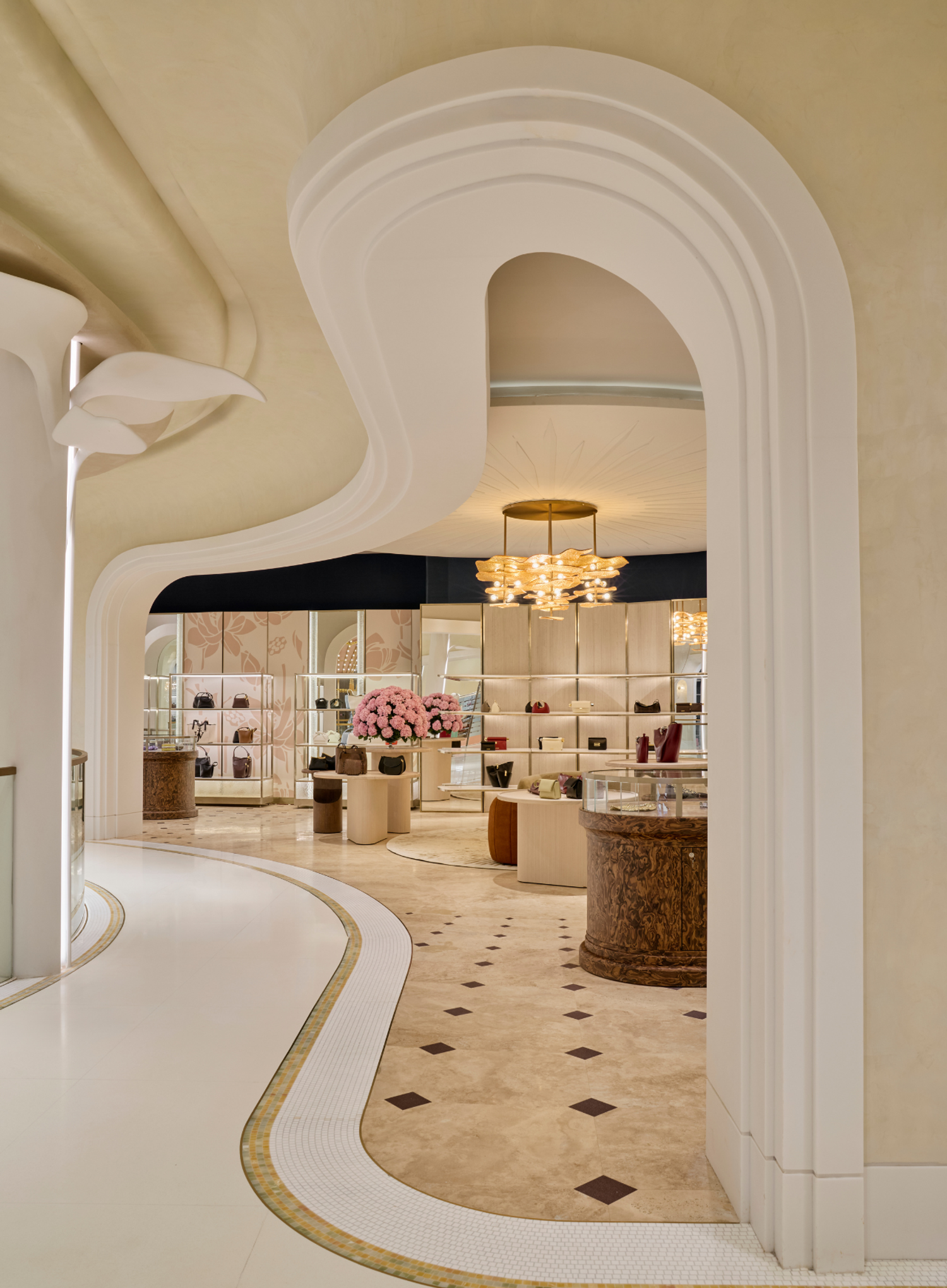 Galeries Lafayette inde mumbai