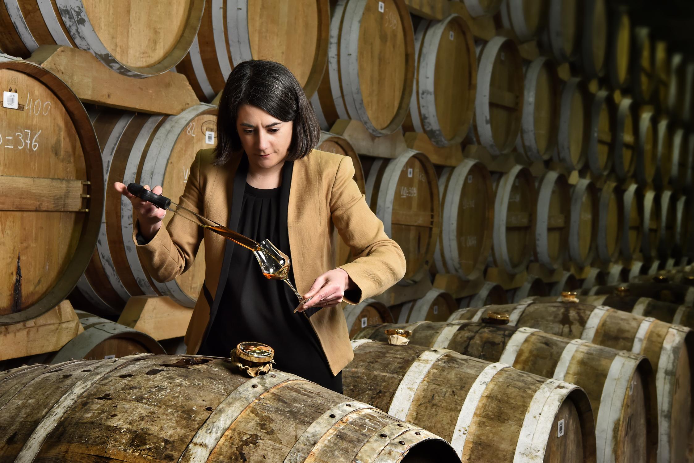 julie landreau ma&icirc;tre de chai camus