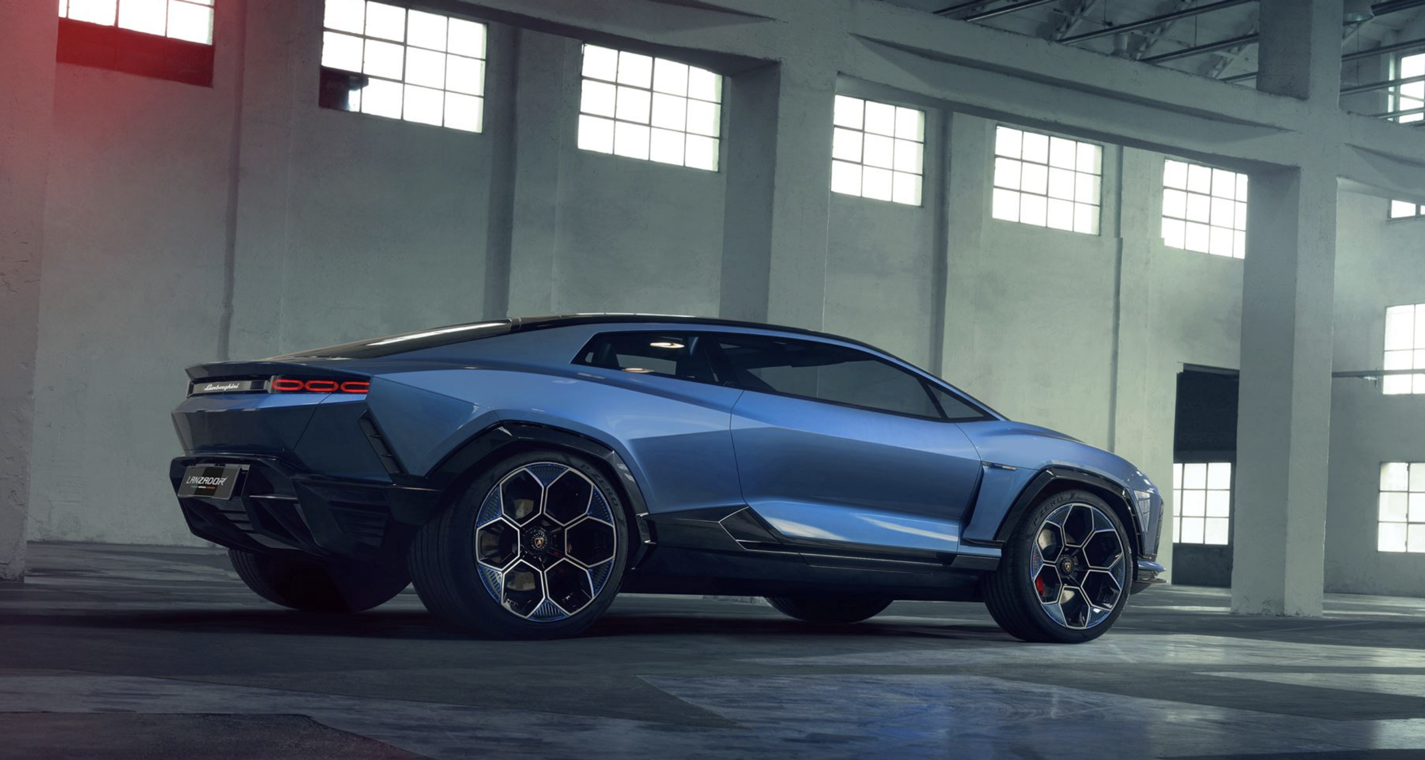 Concept-car Lamborghini Lanzador 100% &eacute;lectrique, le projet de supercar &agrave; batterie officiellement suspendu par la marque.