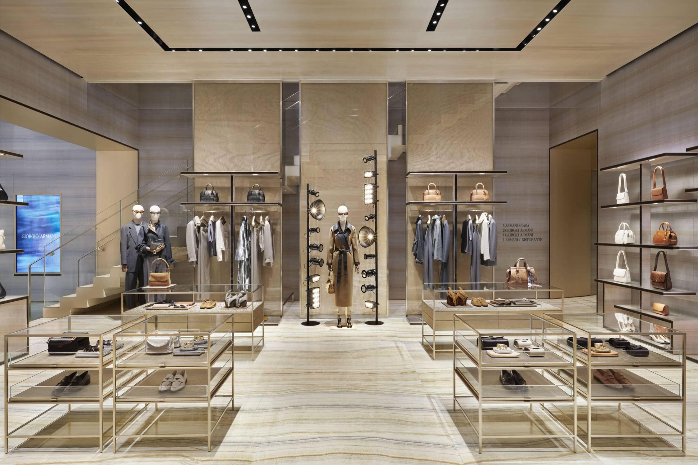 magasin armani