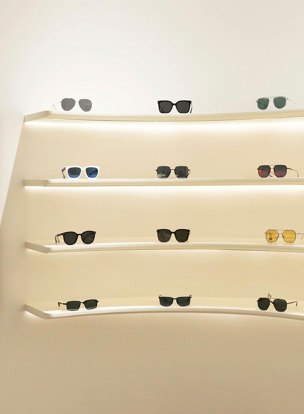 Kering Eyewear va lancer des lunettes connectées avec Google