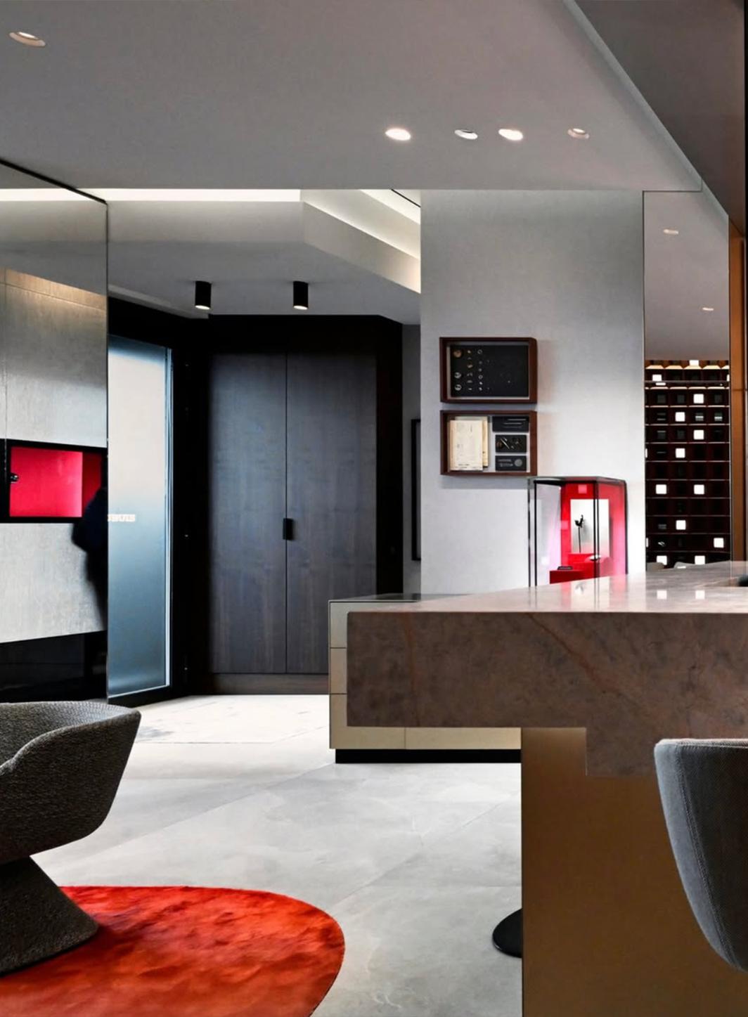 Roger Dubuis : Genève, le retour aux sources