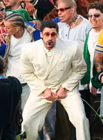 Au poignet de Bad Bunny, Audemars Piguet performe médiatiquement au Super Bowl LX
