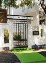 Longchamp dévoile un nouveau flagship version familiale à Shanghai