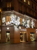 Montblanc transforme sa façade parisienne en tableau féerique pour Noël