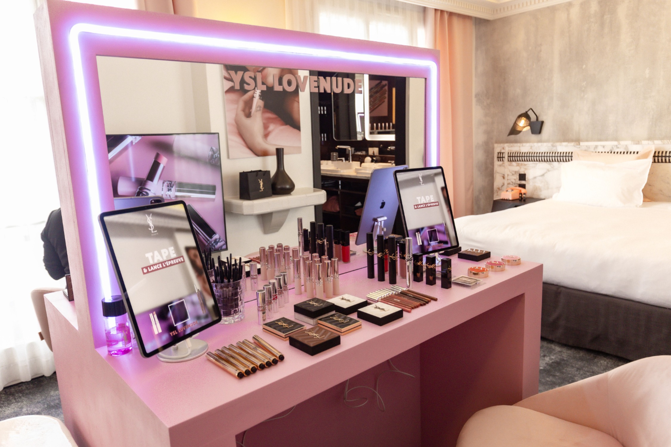 ysl beaut&eacute; snapchat